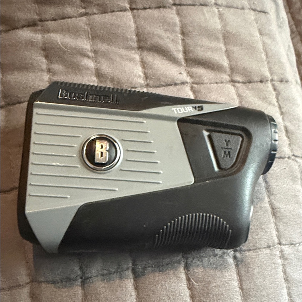 Bushnell Golf Tour V5 Rangefinder -